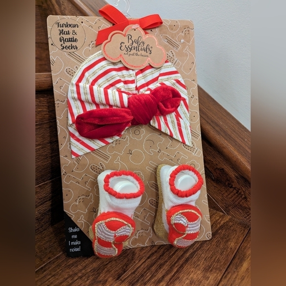 Baby Essentials Infant Candy Cane Christmas Hat Set 0 - 6 Months - Picture 3 of 3